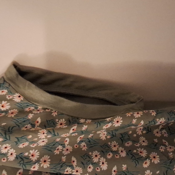 🎽Papermoon cap sleeve blouse Size Small - Picture 2 of 6